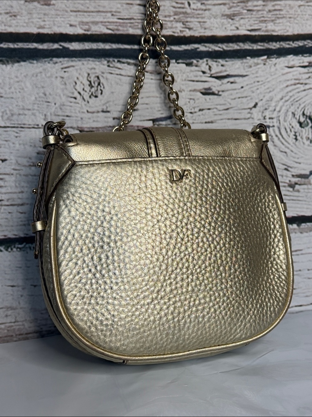 Diane Von Furstenberg Metallic Gold pebble Leather Crossbody Bag w Chain Strap - Picture 5 of 10